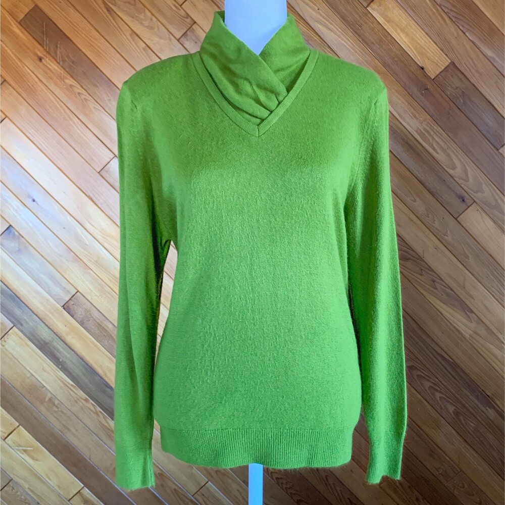 Vintage 70s/80s Kermit-Green Cowl Neck Sweater